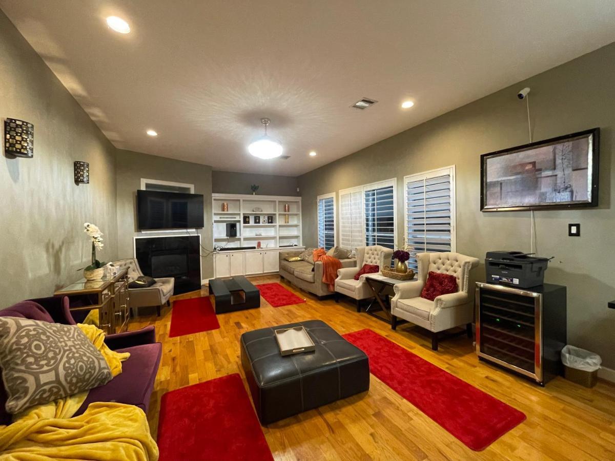 Wanderlust Villa Near Galleria Mall Houston Eksteriør billede