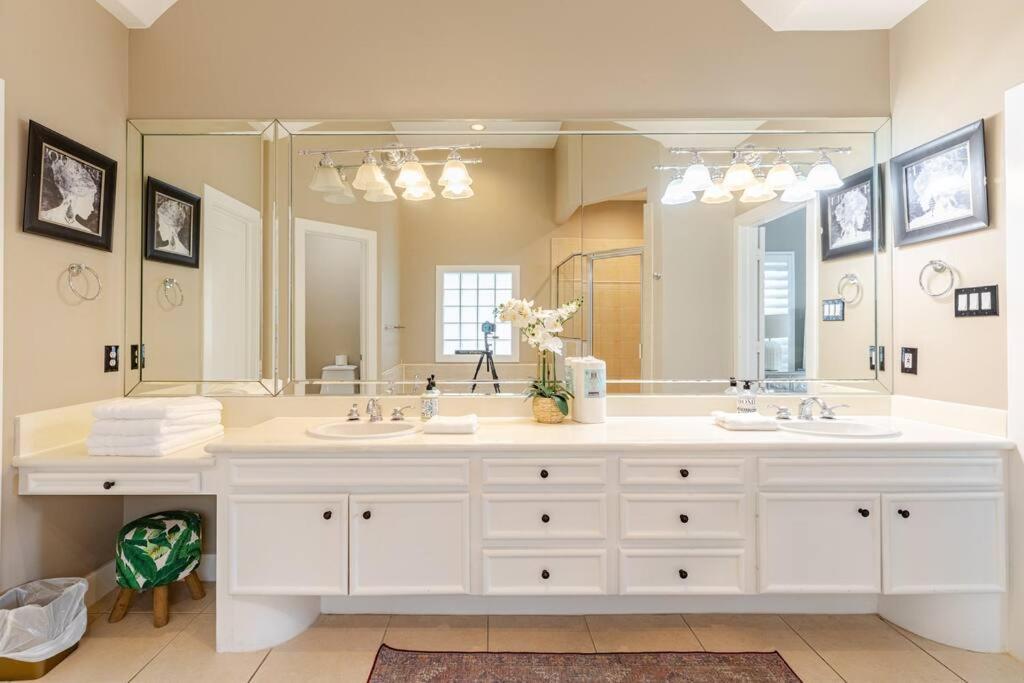 Wanderlust Villa Near Galleria Mall Houston Eksteriør billede